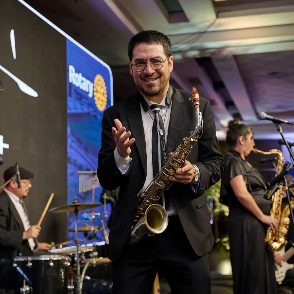 domi-bernal-version-palma-loma-blues-vplb-paraguay
